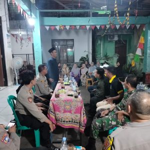 Polsek Medansatria Gelar Ngopi Sat Kamling untuk Jalin Silaturahmi dan Bahas Kamtibmas