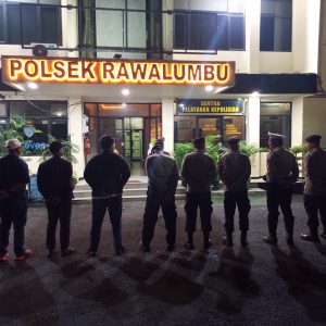 Polsek Rawa Lumbu Gelar Apel Malam Patroli Skala Sedang, Wujudkan Rasa Aman di Tengah Masyarakat