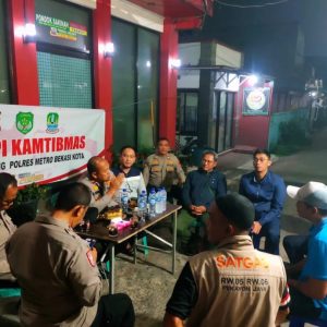 Polsek Bekasi Selatan Gelar Ngopi Kamtibmas, Warga Pekayon Jaya Rasakan Kedekatan Dengan Polisi