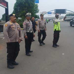 Polsek Pondok Gede Amankan Perbatasan Bekasi–Jakarta, Antisipasi Massa Aksi