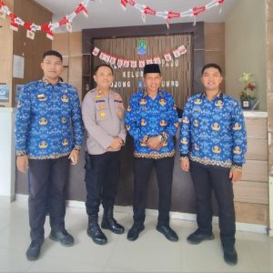 Kapolsek Rawa Lumbu Jalin Silaturahmi dengan Pemerintah Kelurahan Bojong