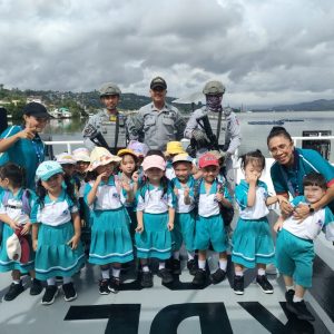 KN. Kuda Laut-403 Edukasi Siswa TK Kristen Kalam Kudus Ambon