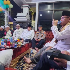 Pererat Silaturahmi, Kapolsek Bekasi Barat Hadiri Maulid Nabi di Perumahan Masnaga