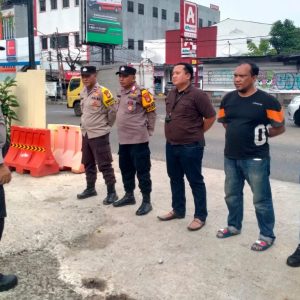 Gelar Pengamanan Perbatasan Kota Bekasi – Jakarta Timur Personil Gabungan Polsek Pondok Gede
