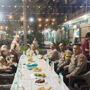 Ngopi Kamtibmas di Margajaya, Polsek Bekasi Selatan Ajak Warga Perkuat Siskamling