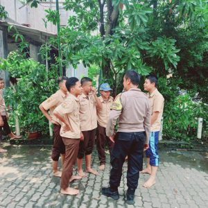 Tingkatkan Kedisiplinan Pelajar, Polsek Rawalumbu Beri Pembinaan pada Pelajar SMKN 8