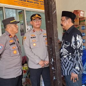 Polsek Medansatria Gelar Jumat Berkah, Bantu Korban Kebakaran