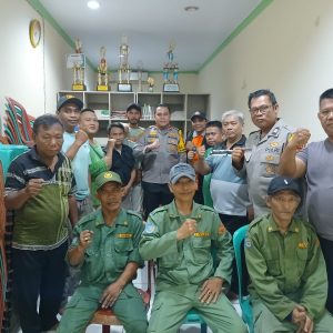 Polsek TamboraSambang Dan Pengecekan Pos Satkamling