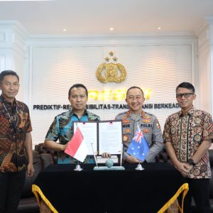 Polri dan AFP Resmikan Rencana Kerja Bersama untuk Perkuat Penanggulangan Penyelundupan Manusia