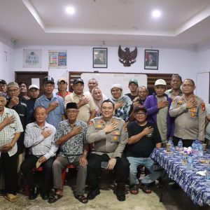 Kapolres Tanjung Priok Sambangi Satkamling Muara Angke, Dengar Aspirasi Warga
