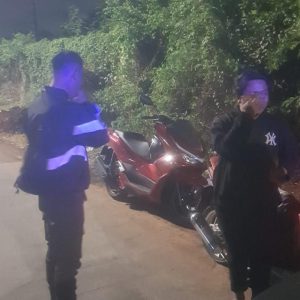 Polsek Bekasi Barat Gelar Patroli Malam untuk Antisipasi Gangguan Kamtibmas