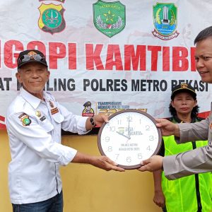Ngopi Kamtibmas Kapolres Metro Bekasi Kota Bersama Mitra Polri dan Sarapan Pagi Bersama