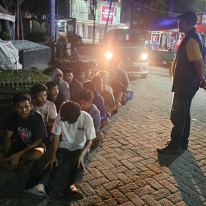 Polsek Medansatria Gelar Patroli Malam untuk Antisipasi Gangguan Keamanan