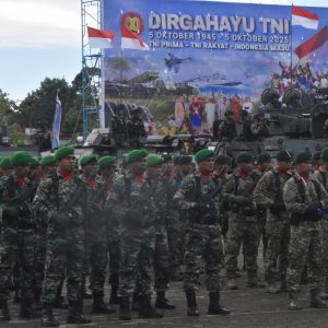 Kodim 1710/Mimika Bersama Satuan TNI Se-Garnisun Timika Gelar Upacara HUT Ke-80 TNI Tahun 2025