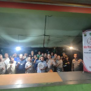Polsek Bantar Gebang Gelar “Ngopi Kamtibmas” Sat Kamling Polres Metro Bekasi Kota Bersama Warga Padurenan
