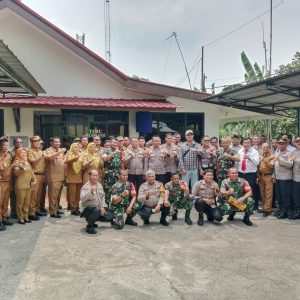 Kunjungan Silaturahmi Polsek Bekasi Utara ke Koramil 703 Teluk Pucung dalam Rangka Tasyakuran HUT TNI ke-80