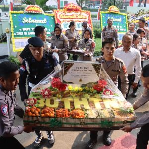 Danrem 052/Wkr Sambut Hangat Kunjungan Kapolres Tangerang Raya di Momen HUT ke-80 TNI