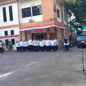 Apel Gabungan Tiga Pilar: Waka Polsek Bekasi Barat Sampaikan Himbauan Kamtibmas