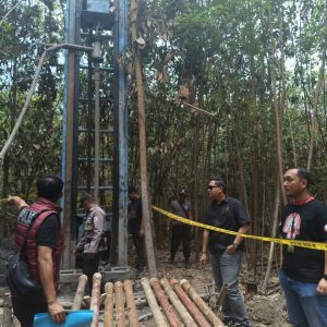 Polres Muara Enim Gelar Konferensi Pers Ungkap Kasus Illegal Drilling di Wilayah Gunung Megang