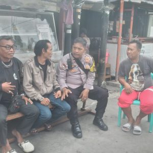 Jaga Amanah dan Lingkungan, Pesan Bhabinkamtibmas Gunung Sahari Selatan untuk Warga