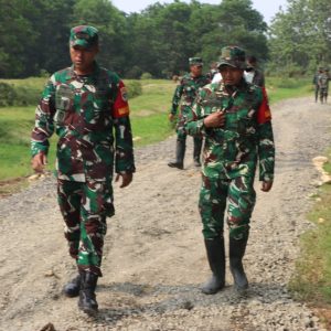 Dansatgas TMMD Ke-126 Berikan Suport dan Pastikan Kualitas Jalan Cor di Desa Nagacipta