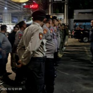 Kapolsek Bekasi Selatan Pimpin Patroli Skala Besar Antisipasi Kejahatan Jalanan dan Gangguan Kamtibmas