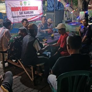Lewat Ngopi Kamtibmas, Kapolsek Bekasi Utara Perkuat Keamanan Lingkungan di Perumahan Villa Mas Indah