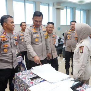 Wakapolres Jakut Tinjau Tes Psikologi Relawan SPPG Polri di Kelapa Gading