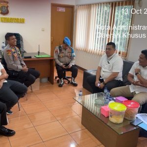 Bidpropam Polda Metro Jaya Sosialisasikan Larangan Gaya Hidup Mewah dan Whistle Blower System di Polsek Sawah Besar dan Kemayoran