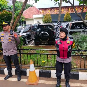 Patroli Sore Polda Metro Jaya, Polisi Hadir Beri Rasa Aman untuk Warga