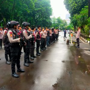 Jaga Rasa Aman Warga, Polda Metro Jaya Gelar Patroli Skala Besar di Enam Wilayah