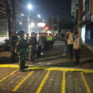 Patroli Gabungan TNI-Polri dan Komduk di Jatisampurna dan Pondok Gede, Wujud Nyata Sinergi Ciptakan Kamtibmas Kondusif