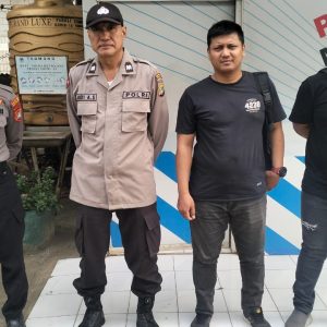Polsek Bekasi Barat Gelar Pengamanan dan Penyekatan Massa Anarko
