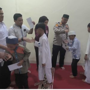 Polsek Bekasi Barat Berbagi: Santunan Anak Yatim dan Doa Bersama untuk Keberkahan dan Keamanan Wilayah