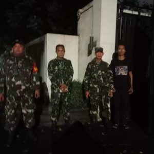 Satgas Ops Damai Cartenz Distribusikan Logistik ke Pos Kiwirok Lewat Airdrop
