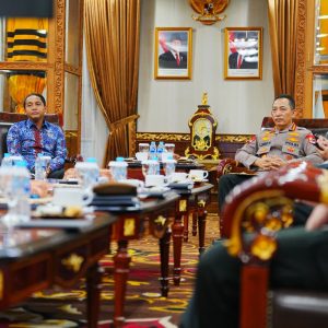 Audiensi Dengan Menhut, Kapolri Siap Bersinergi Hadapi Karhutla