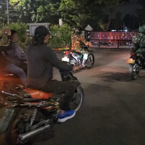 Kodim 0505/JT dan Komduk Gelar Patroli/Siskamling di Ciracas.