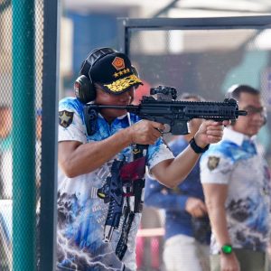 Panglima TNI Hadiri Kejuaraan Menembak Kasau Cup 2025 di Brigade Parako I Pasgat