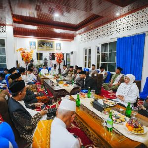 Kapolri Tekankan Jaga Persatuan-Kesatuan saat Silaturahmi ke Ponpes An-Nur Malang
