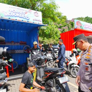 Pimpin Apel Ojol di Jatim, Kapolri Pastikan Komitmen Bermitra Jaga Kamtibmas Kondusif