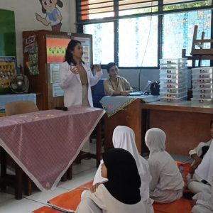 Jaga Ginjal Indonesia Memberikan Edukasi ginjal sejak dini kepada murid-murid sekolah dasar khususnya SDN 03 Cikoko, Pancoran Jakarta Selatan