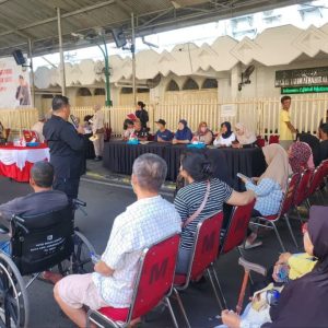 Bakti Kesehatan Brimob Polda Metro Jaya untuk Warga Kwitang