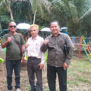 “Budiman Sihombing dan Bastian Tampubolon Kunjungi WisataKelapa Hijau Biru’’