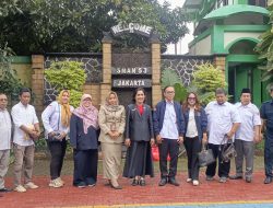 SMAN 53 Jakarta Timur Kolaborasi dengan GPIB Salurkan Bantuan untuk Pelajar Terdampak Banjir Bandang di Aceh