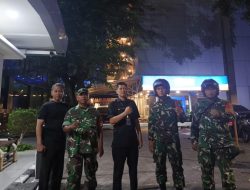 Dandim 0509/Kabupaten Bekasi Dampingi Plt Bupati Sidak Harga Sembako di Pasar Tambun Jelang Lebaran