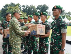 Pangdam Jaya Buka Bazar Murah, Salurkan Bingkisan Ramadhan untuk Prajurit dan Warakawuri