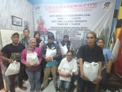 PWJU Gelar Jumat Berkah, Nurwayah Bagikan Paket Sembako Lebaran untuk Wartawan Jakarta Utara