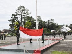 Dandim 1710/Mimika Pimpin Upacara 17-an, Bacakan Amanat Pangdam XVII/Cenderawasih