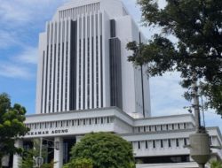 MA dan KY Berhentikan Hakim yang Pukul Anak Kandung