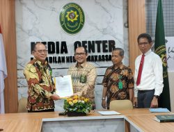 PN Makassar Serahkan Gratifikasi kepada UPG